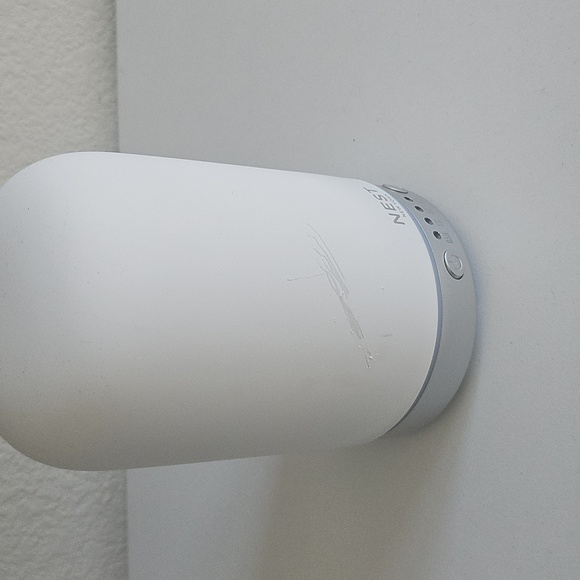 NEST Fragrances Diffuser - Picture 2 of 2